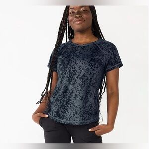 2/$15‎ Tek Gear-Gray and Black Short Sleeve T-Shirt Size XL